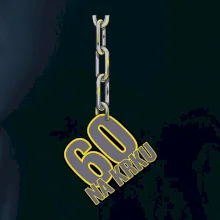 60 rokov na krku reťaz