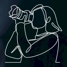 Fotografka stojaca jedným ťahom Fotografka stojaca jedným ťahom