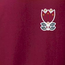 Folklór na prsníku kvetina štvorlistá