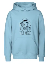 Princesses are born in (Vlastný nápis mesiac narodenia)