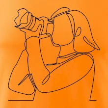 Fotografka stojaca jedným ťahom