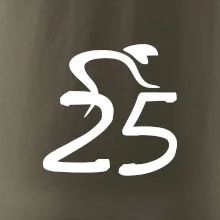Cyklista oslavuje dvadsaťpäťku (25)