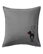 Zamilovaná mačka zozadu