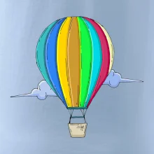 Teplovzdušný balón v oblakoch