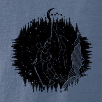 Turista v nočnej krajine