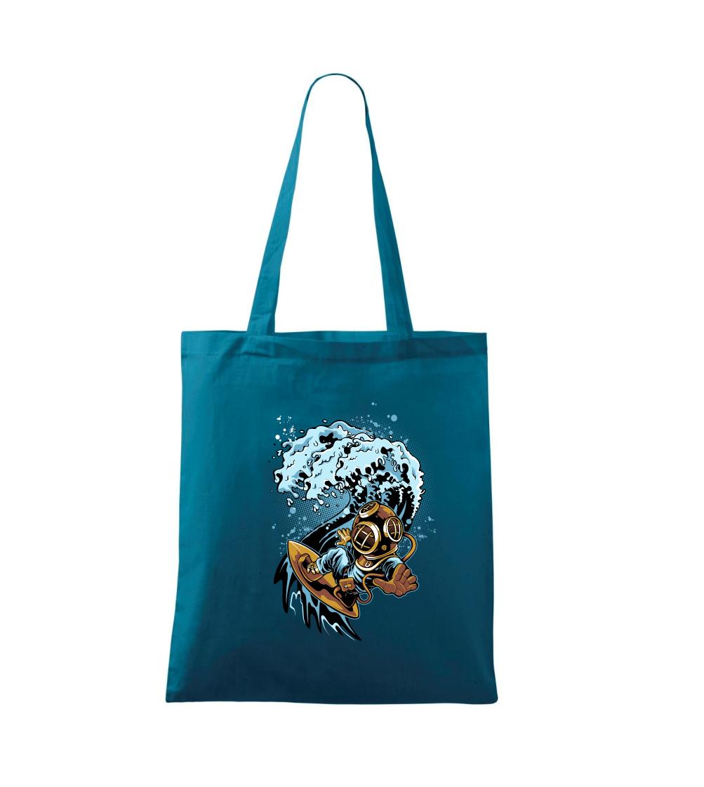 Surfujúcí potápač