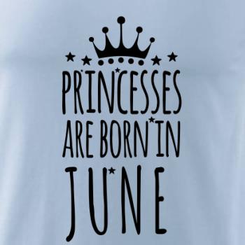 Princesses are born in June