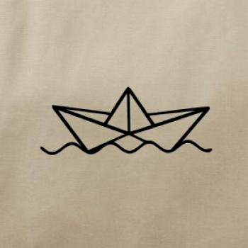 Papierová loďka na vode