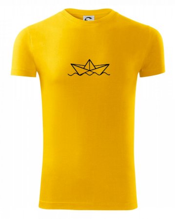 Papierová loďka na vode