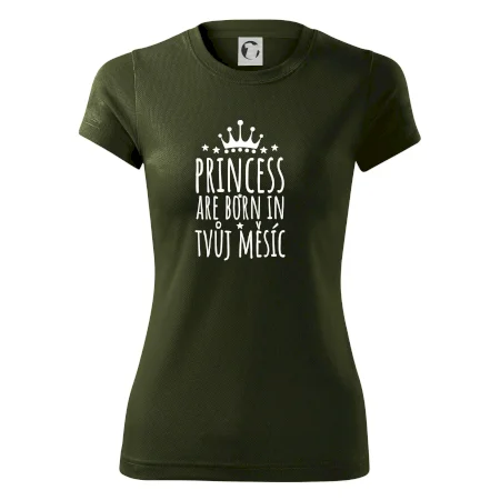 Princesses are born in (Vlastný nápis mesiac narodenia)