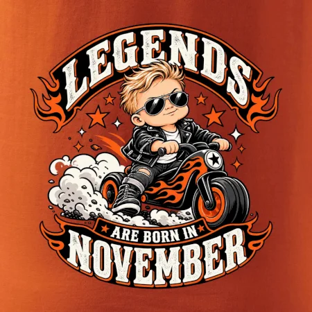 Legendy se rodí v listopadu malý motorkář na odrážedle