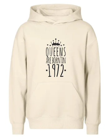 Queens are born in 1972