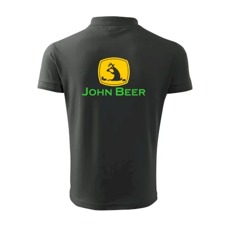 John Beer jeleň s pivom