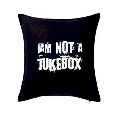 Iam not a jukebox - na prsiach