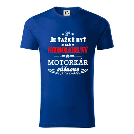 Neodolateľný motorkár