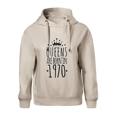 Queens are born in 1970