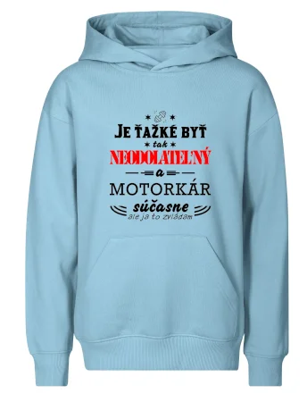 Neodolateľný motorkár