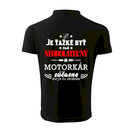 Neodolateľný motorkár