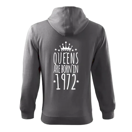 Queens are born in 1972
