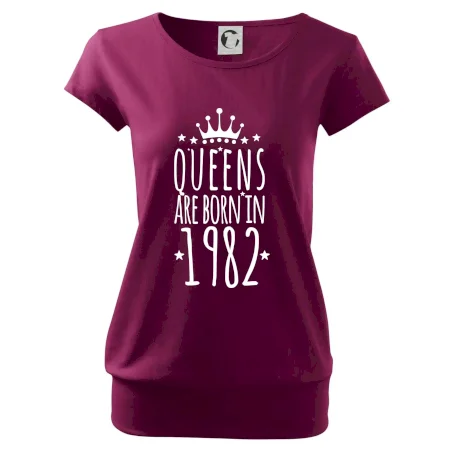 Queens are born in 1982