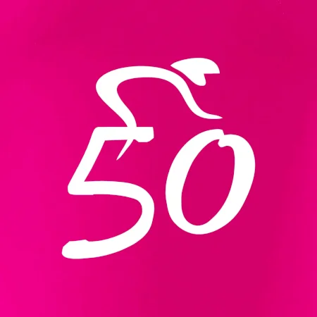 Cyklista oslavuje päťdesiatku (50)