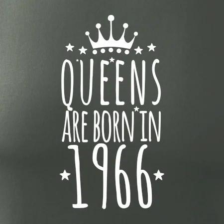 Queens are born in 1966
