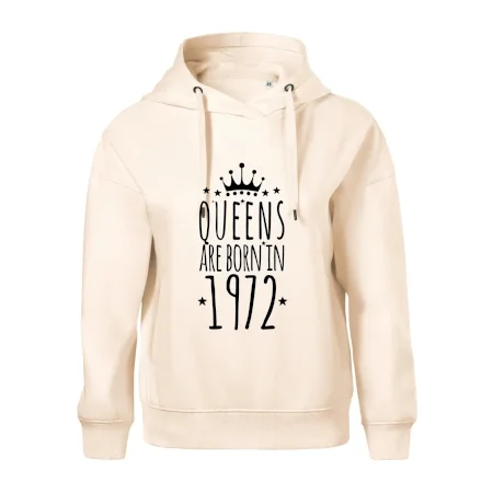 Queens are born in 1972