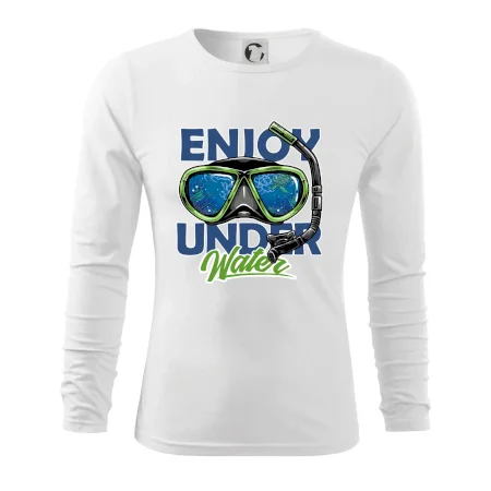 Enjoy Under Water