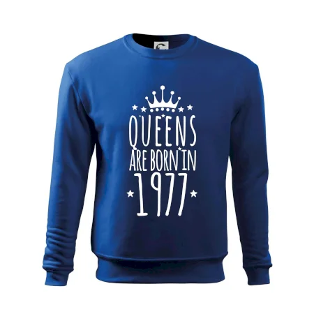 Queens are born in 1977