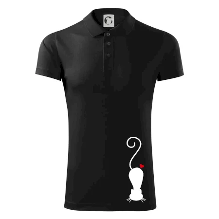 Zamilovaná mačka ležiaca