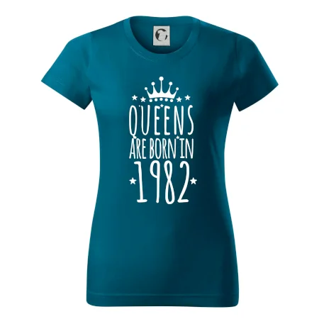 Queens are born in 1982