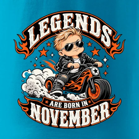 Legendy se rodí v listopadu malý motorkář na odrážedle