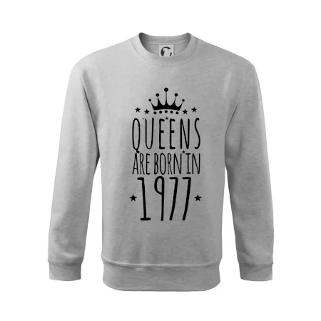 Queens are born in 1977