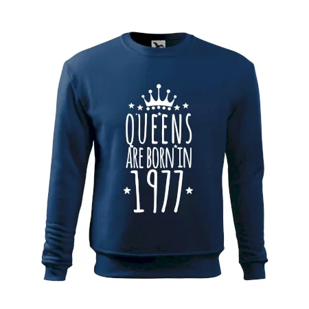 Queens are born in 1977