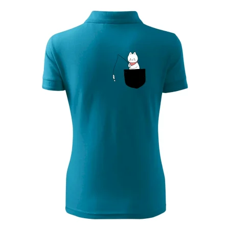 Mačka s rybou vo vrecku