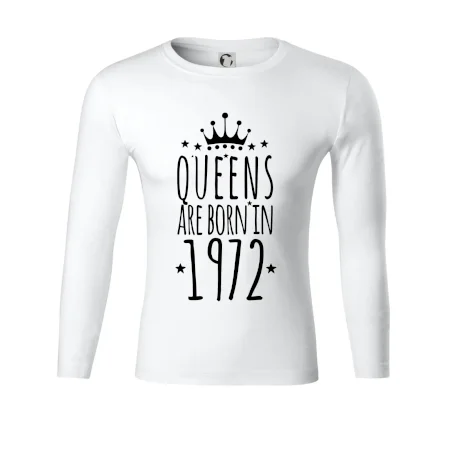 Queens are born in 1972