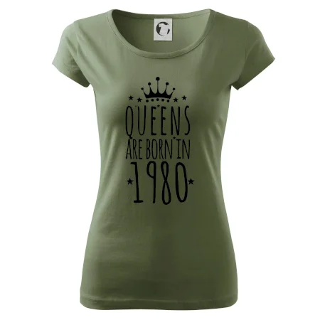 Queens are born in 1980