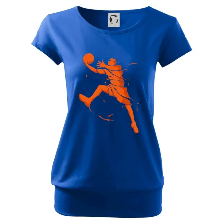 Basketball player splash