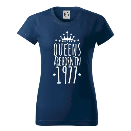 Queens are born in 1977
