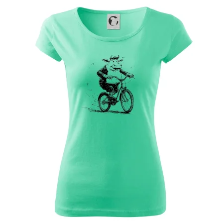 Tučná krava na bicykli
