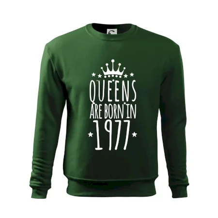 Queens are born in 1977