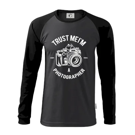 Trust me Photographer