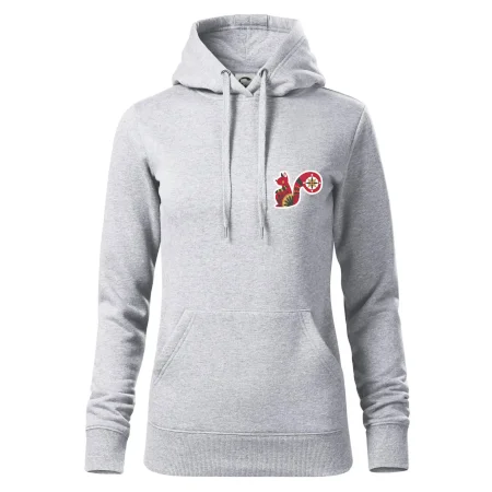 Folklór na prsníku veverička