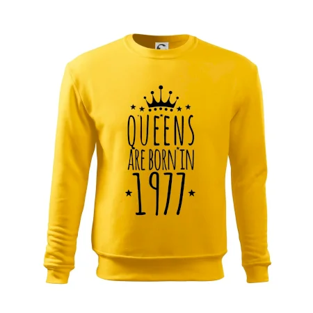 Queens are born in 1977