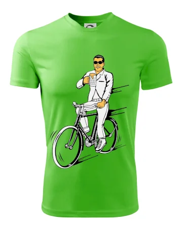 Gentleman na bicykli s pivom