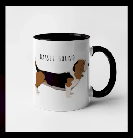 Basset hound pes s nápisom