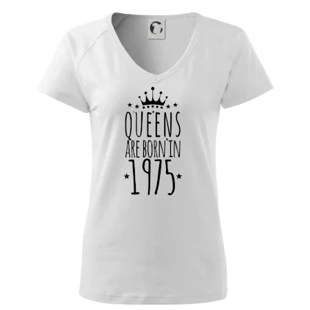 Queens are born in 1975