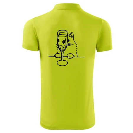Mačka a pohár