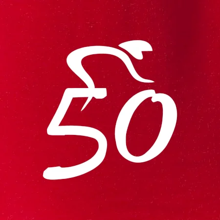 Cyklista oslavuje päťdesiatku (50)