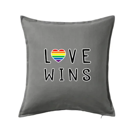 Love wins nápis